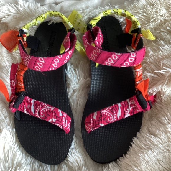 New Arizona Love Trekky Colorblock Bandana Sandals Size US 11/EU 41 Handmade - Picture 2 of 10